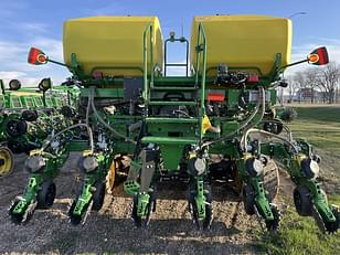 Main image John Deere DB90 6