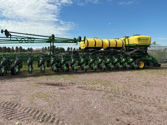 Image of John Deere DB90 equipment image 4
