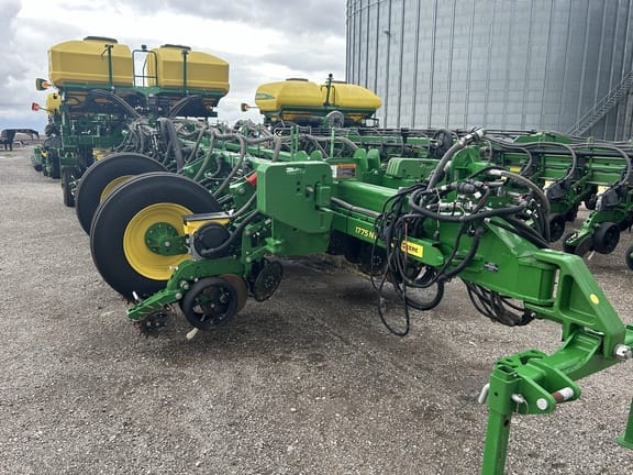 2023 John Deere 1775 Equipment Image0