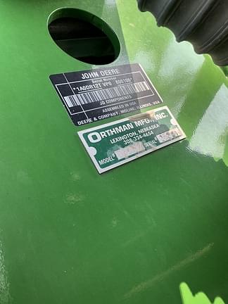 Image of John Deere DR12X equipment image 4