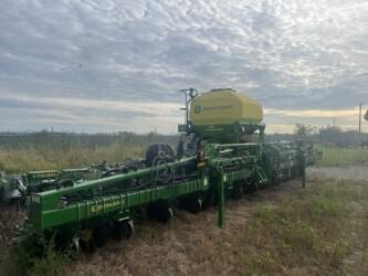 Image of John Deere DR12X Primary image