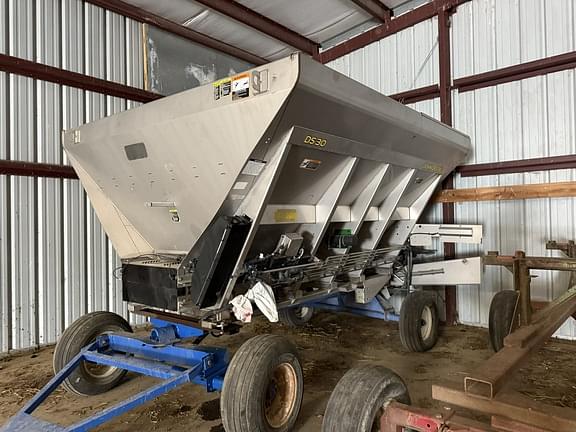 Image of John Deere DS30 equipment image 1
