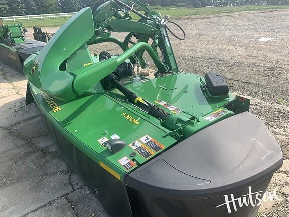 Image of John Deere F350M equipment image 4