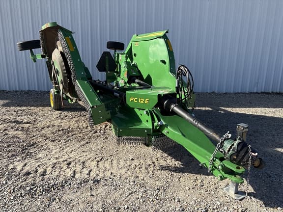 Image of John Deere FC12E equipment image 3