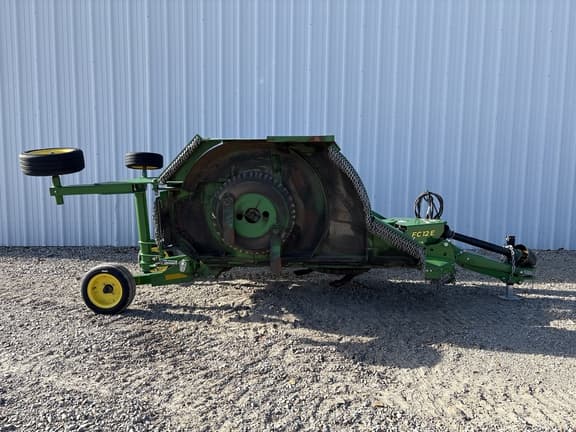 Image of John Deere FC12E equipment image 4