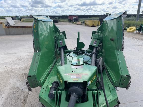 Image of John Deere FC12E equipment image 4
