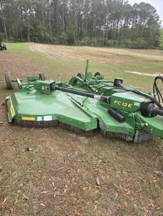 Image of John Deere FC12E equipment image 3