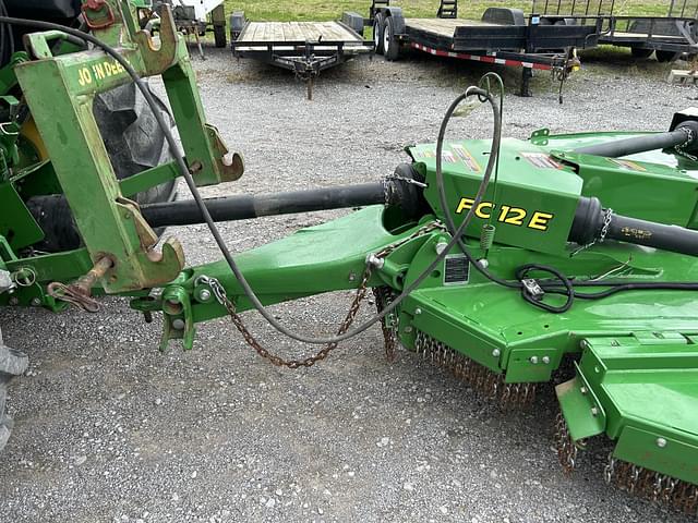 Image of John Deere FC12E equipment image 3