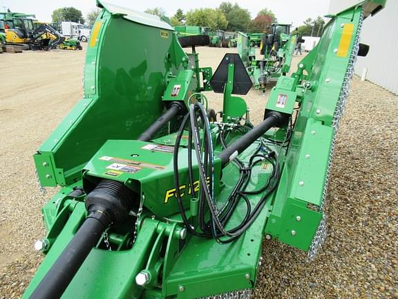 Image of John Deere FC12E equipment image 2