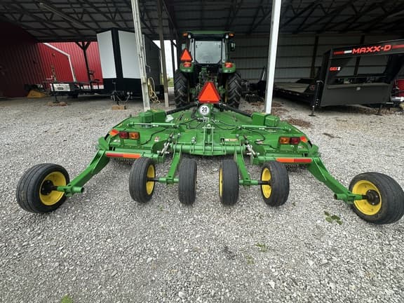 Image of John Deere FC12E equipment image 3