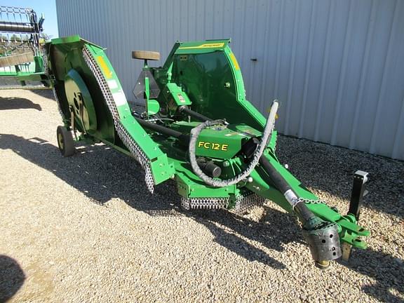 Image of John Deere FC12E equipment image 1