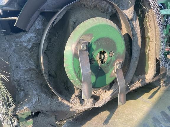Image of John Deere FC15R equipment image 4