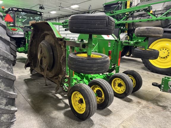Image of John Deere FC15R equipment image 4
