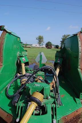 Image of John Deere FC15R equipment image 1