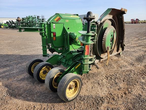 Image of John Deere FC15R equipment image 4