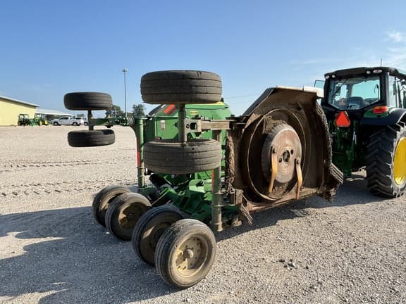 Image of John Deere FC15R equipment image 4
