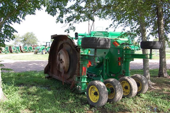 Image of John Deere FC15R equipment image 3