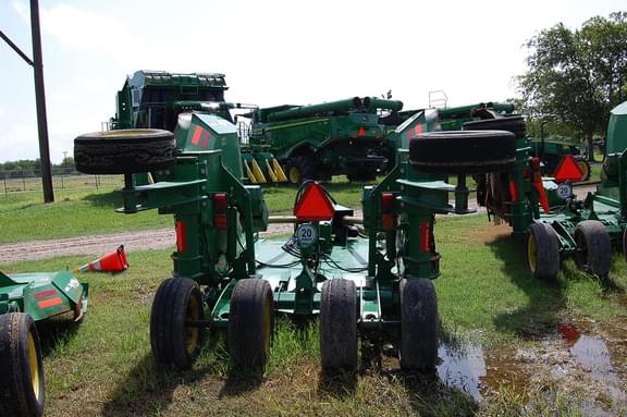 Image of John Deere FC15R equipment image 4