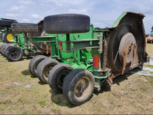 Image of John Deere FC15R equipment image 3
