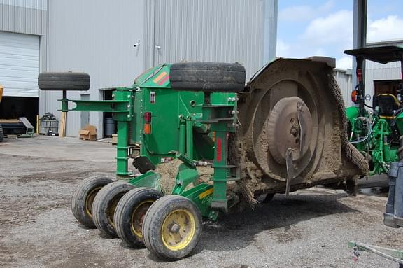 Image of John Deere FC15R equipment image 1