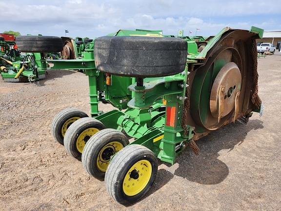 Image of John Deere FC15R equipment image 4