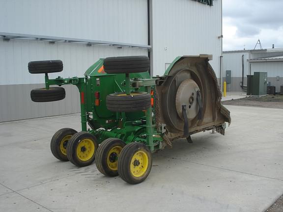 Image of John Deere FC15R equipment image 2