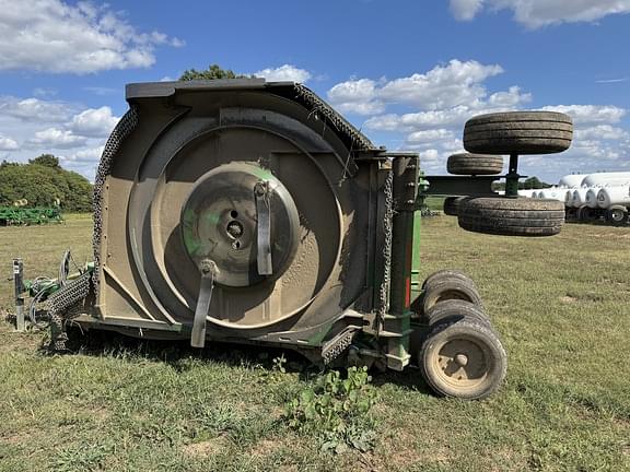 Image of John Deere FC20R equipment image 2