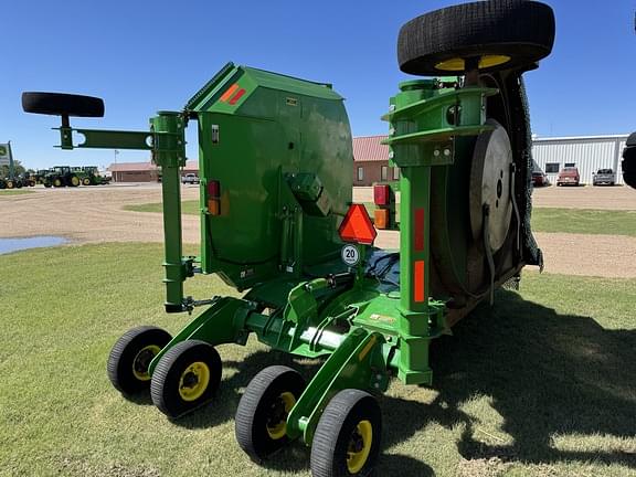 Image of John Deere FC20R equipment image 2
