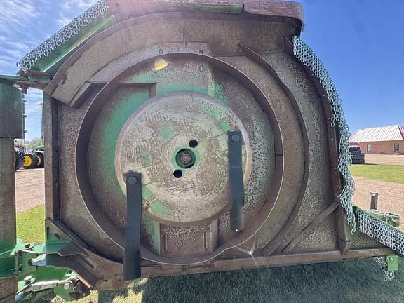 Image of John Deere FC20R equipment image 4