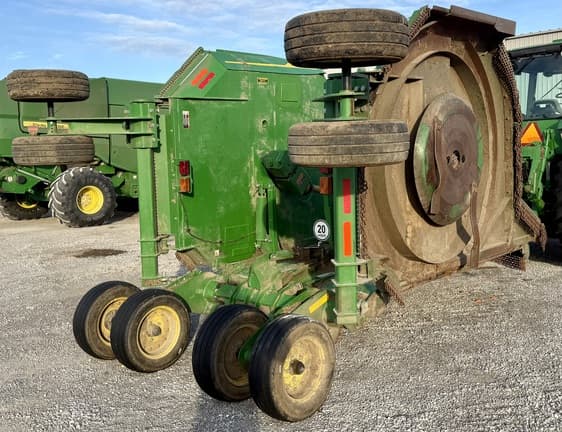 Image of John Deere FC20R equipment image 1