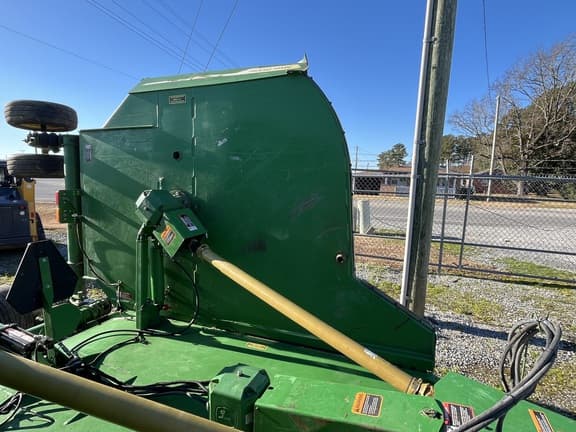 Image of John Deere FC20R equipment image 2