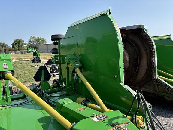 Image of John Deere FC20R equipment image 2