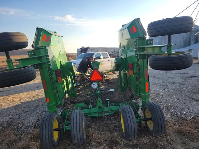 Image of John Deere FC20R equipment image 2