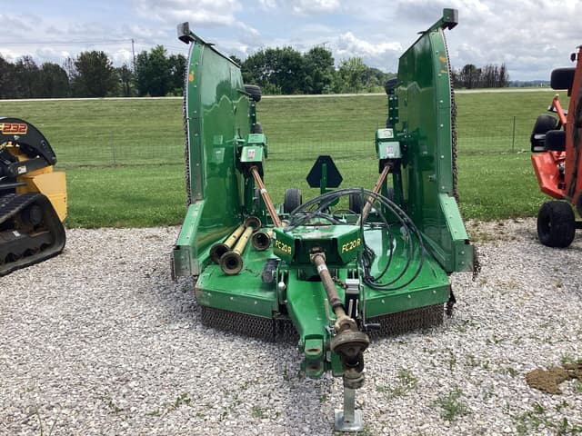 Image of John Deere FC20R equipment image 2