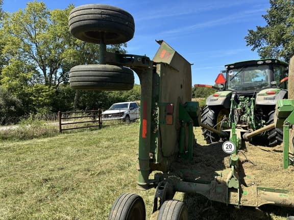 Image of John Deere FC20R equipment image 4
