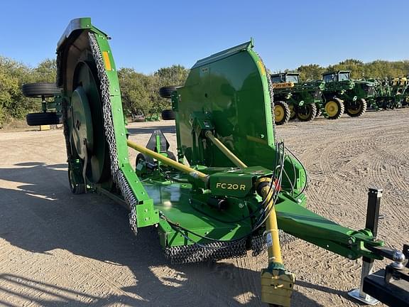 Image of John Deere FC20R equipment image 2