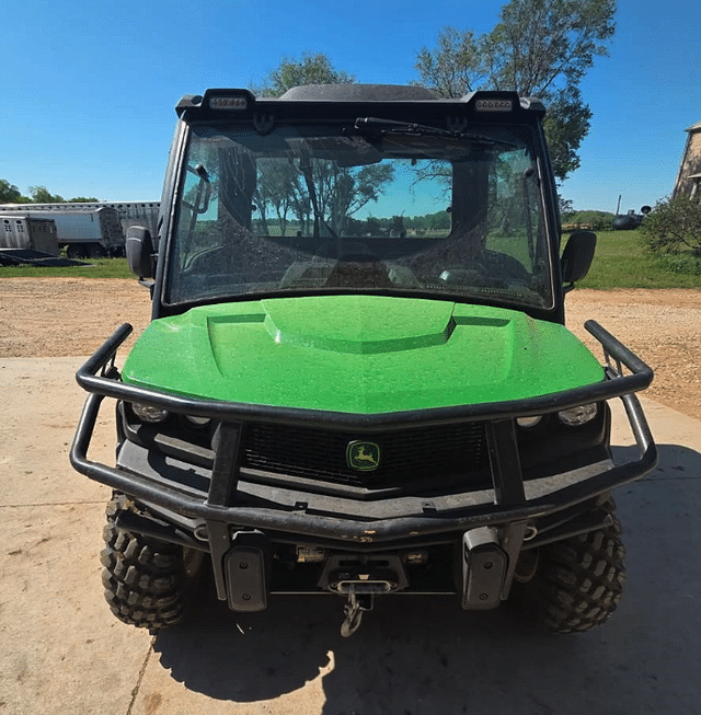 Image of John Deere Gator 4x4 equipment image 1