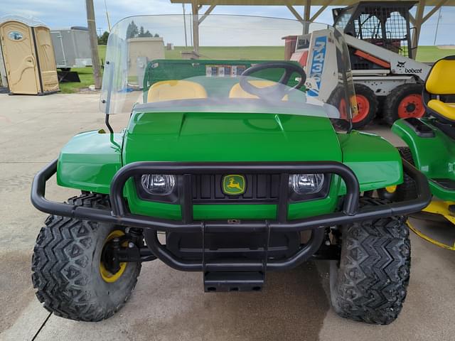 Image of John Deere Gator TS 4x2 equipment image 1