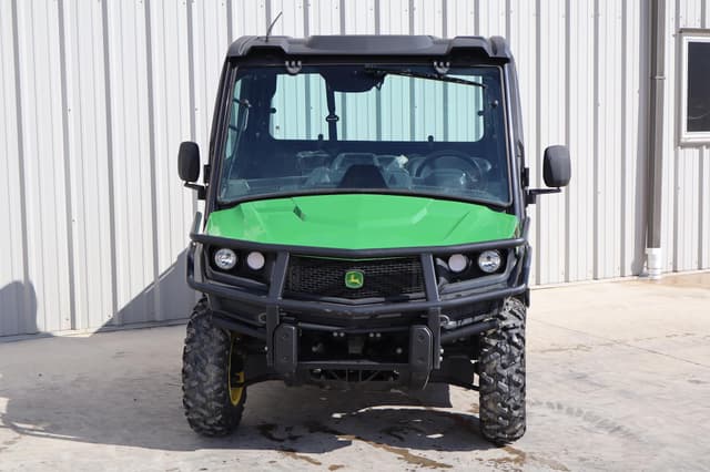 Image of John Deere Gator XUV 835M equipment image 1