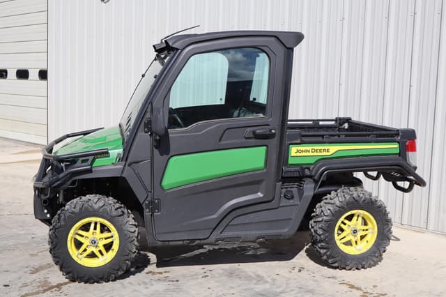 Image of John Deere XUV 835M equipment image 3
