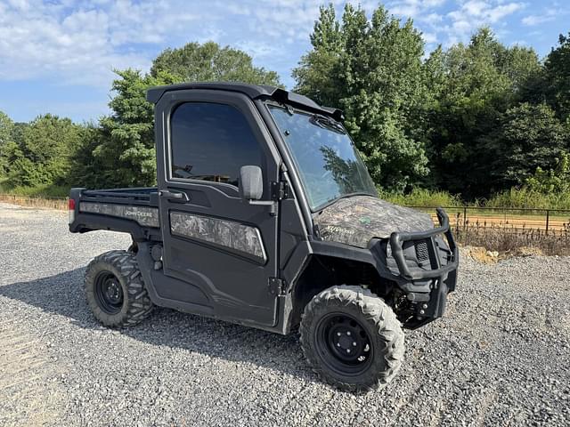 Image of John Deere XUV 835M equipment image 3