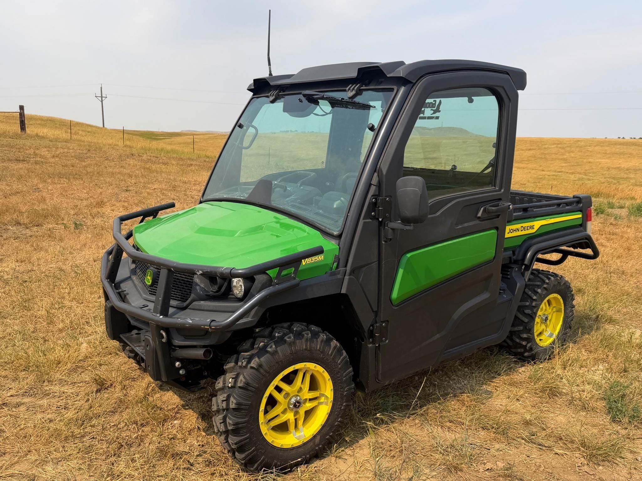 2023 John Deere XUV 835M Equipment Image0
