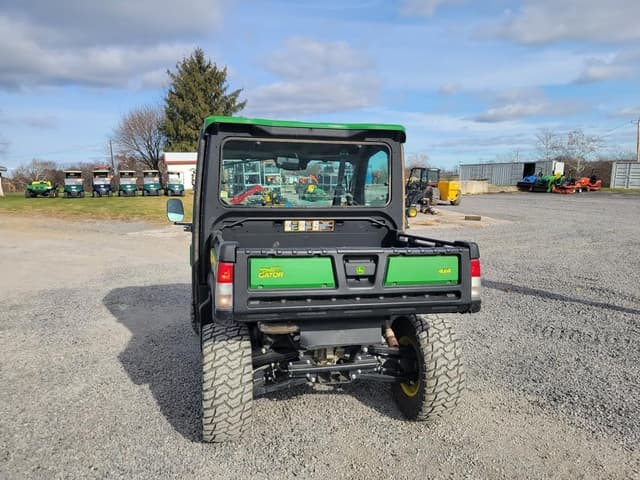 Image of John Deere XUV 835R equipment image 2
