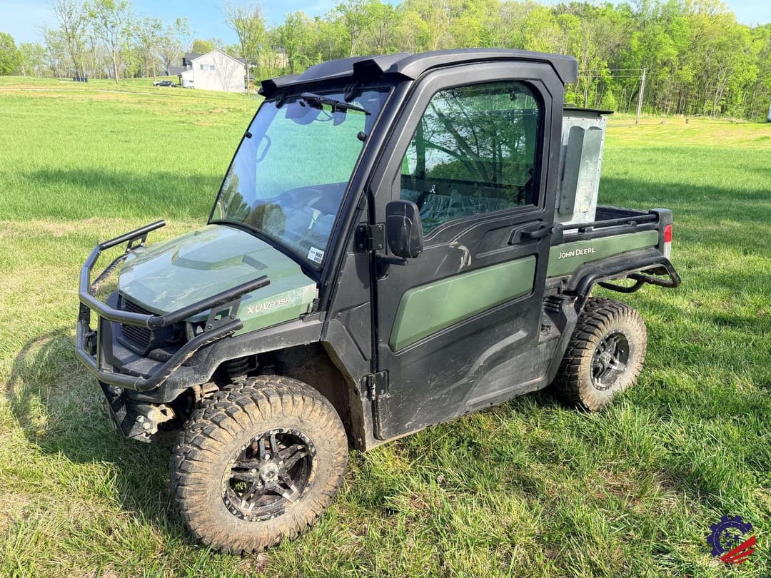 Image of John Deere XUV 835R Primary image