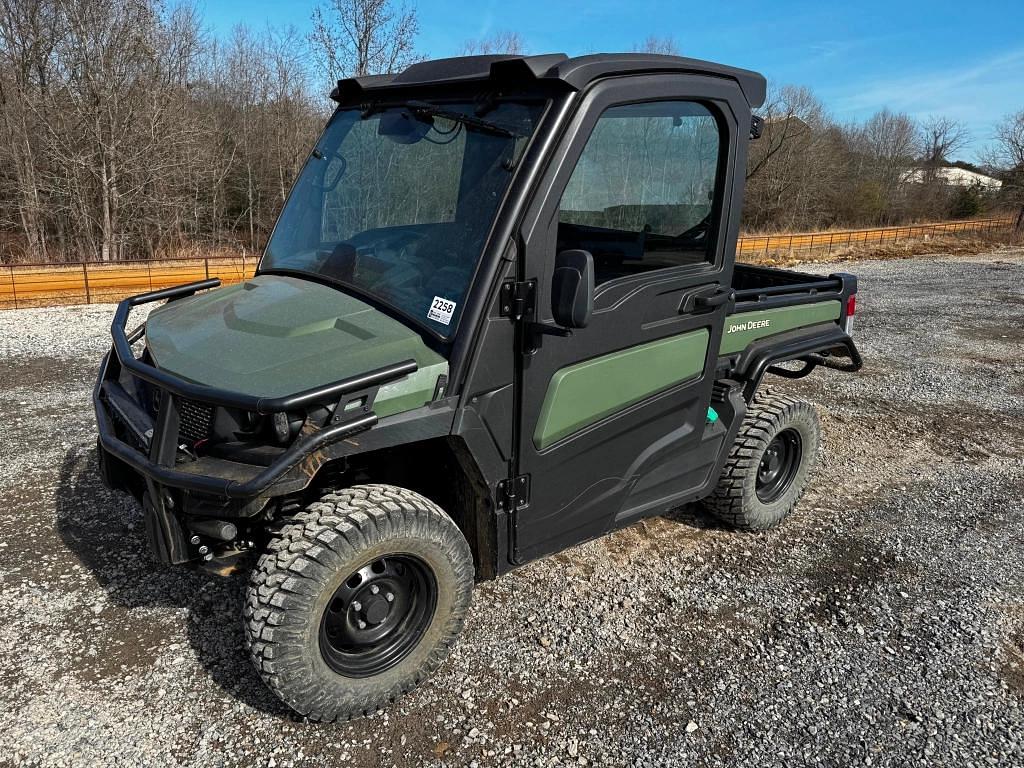 Image of John Deere XUV 865M Primary image