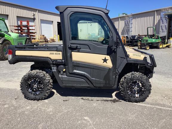 Image of John Deere XUV 835M Honor Edition equipment image 4
