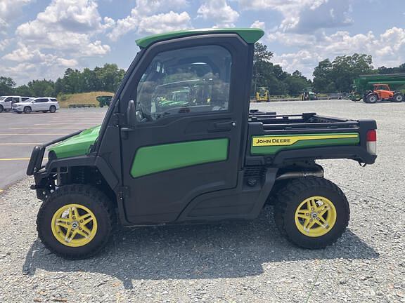 Image of John Deere XUV 835R Primary image