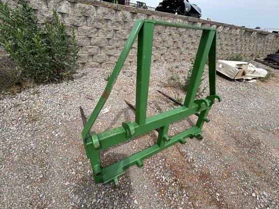 2023 Undetermined Bale Spear Equipment Image0