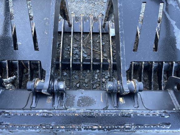 Image of John Deere Worksite Pro GR72B equipment image 4