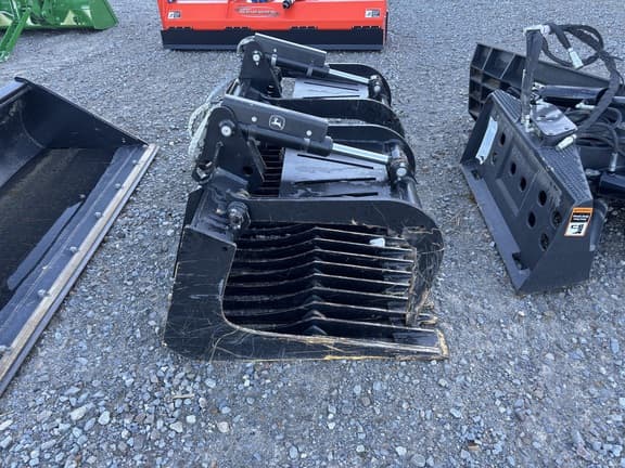 Image of John Deere Worksite Pro GR72B equipment image 1